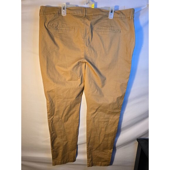New NWT Old Navy Tan Chinos Khakis Pants Womens Plus Size 20 2X Stretch - Picture 2 of 2